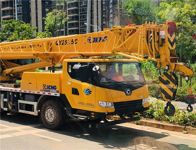 扎兰屯市大件设备吊装租赁吊车