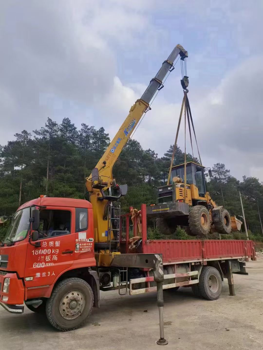 扎兰屯市找吊车出租公司的时候需要注意什么