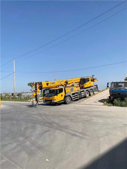 扎兰屯市吊车作业时，可能会产生哪些额外收费项目？