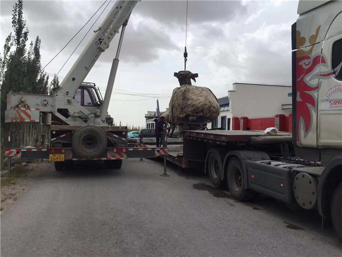 扎兰屯市狭窄场地（如小区、车间）适合用哪种吊车？