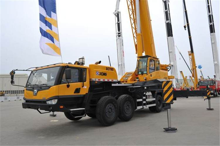 扎兰屯市预约吊车后，多久能上门服务？24 小时应急响应吗？